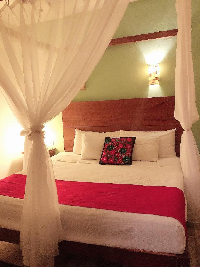 El Roble Nature Hotel & Lagoon Bacalar Exterior photo